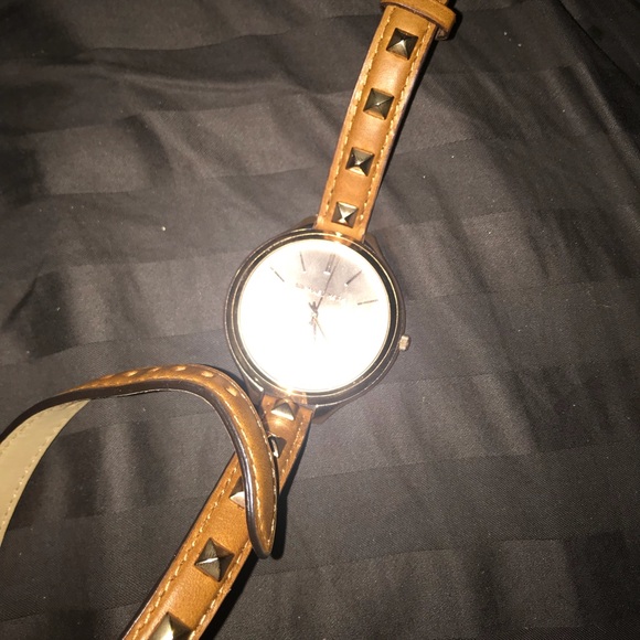 Michael Kors Leather Wrap Rose Gold Watch - Picture 2 of 3